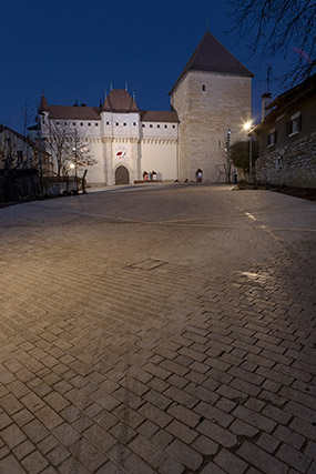 Éclairage nuit - Annecy, parvis du Château-Musée - Haute-Savoie - France - Architecture & Paysagisme - Photographie - 20a