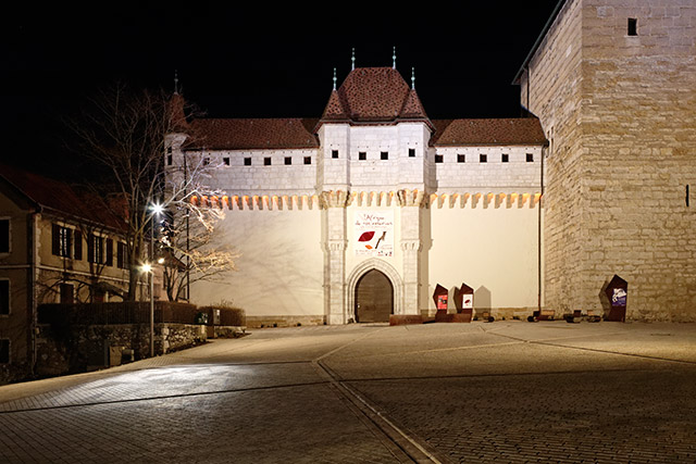 Éclairage nuit - Annecy, parvis du Château-Musée - Haute-Savoie - France - Architecture & Paysagisme - Photographie - 21