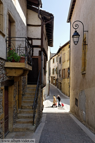 Vieil Arbresle, rue Voltaire - L'Arbresle - Rhône - France - Architecture & Paysagisme - Photographie - 06a