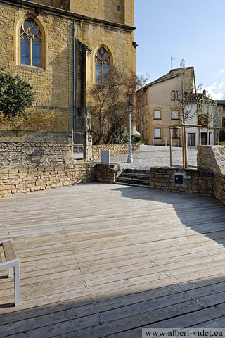 Vieil Arbresle, Place de l'Abbé Dalmace - L'Arbresle - Rhône - France - Architecture & Paysagisme - Photographie - 10a