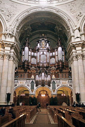 Temple, Berliner Dom / Cathédrale de Berlin - Schloßplatz - Berlin - Allemagne / Deutschland - Carnets de route - Photographie - 01a