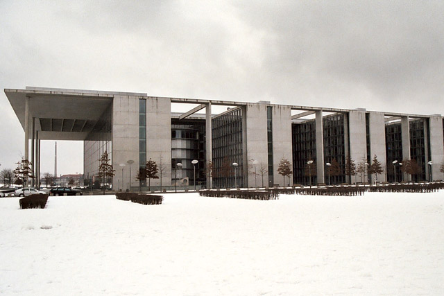 Paul-Löbe-Haus, Parlamentsgebäude - Regierungsviertel - Berlin - Allemagne / Deutschland - Carnets de route - Photographie - 00