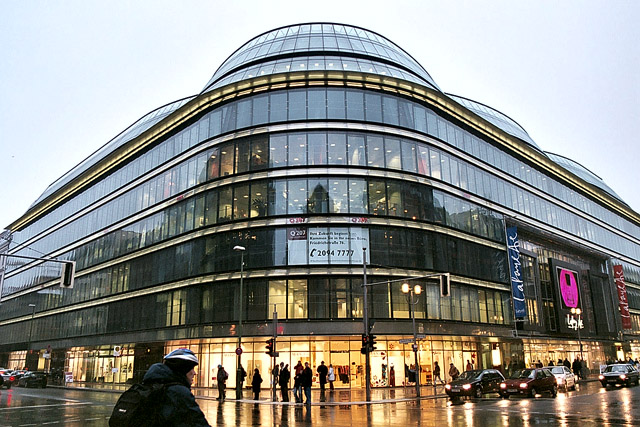 Galeries Lafayette, Quartier 207 - Gendarmenmarkt - Berlin - Allemagne / Deutschland - Carnets de route - Photographie - 00