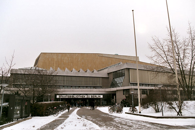 Staatsbibliothek zu Berlin, Preussischer Kulturbesitz / Bibliothèque nationale - Kulturforum - Berlin - Allemagne / Deutschland - Carnets de route - Photographie - 00