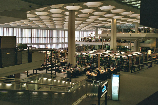 Salles de lecture, Staatsbibliothek zu Berlin, Preussischer Kulturbesitz / Bibliothèque nationale - Kulturforum - Berlin - Allemagne / Deutschland - Carnets de route - Photographie - 05