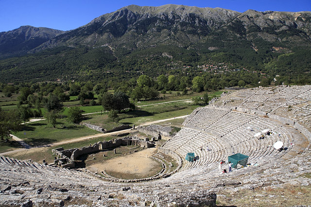 Sanctuaire oraculaire dédié à Zeus / Ζευς / Δίας (μυθολογία) - Dodone / Dodóni / Dodona / Δωδώνη - Épire / Ípiros / Ήπειρος - Grèce / Elládha / Ελλάδα - Carnets de route - Photographie - 00