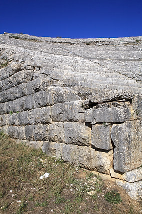 Sanctuaire oraculaire dédié à Zeus / Ζευς / Δίας (μυθολογία) - Dodone / Dodóni / Dodona / Δωδώνη - Épire / Ípiros / Ήπειρος - Grèce / Elládha / Ελλάδα - Carnets de route - Photographie - 03a