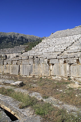 Sanctuaire oraculaire dédié à Zeus / Ζευς / Δίας (μυθολογία) - Dodone / Dodóni / Dodona / Δωδώνη - Épire / Ípiros / Ήπειρος - Grèce / Elládha / Ελλάδα - Carnets de route - Photographie - 03b