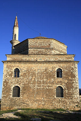 Mosquée Aslan Dzami - Ioannina / Ιωάννινα - Épire / Ípiros / Ήπειρος - Grèce / Elládha / Ελλάδα - Carnets de route - Photographie - 01a