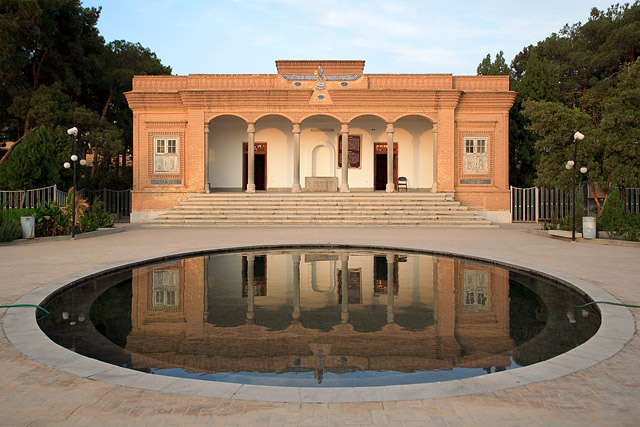 Atash Behram, Ateshkadeh, Atash Kade, temple du feu / آتشکده - Yazd / یزد - Province de Yazd / استان یزد - Iran / ايران - Carnets de route - Photographie - 00