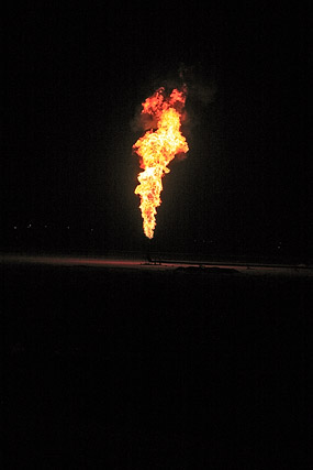 Puit de pétrole (?), direction Chiraz / Shiraz / شیراز - Shushtar / شوشت - Khuzestan / Khouzestan / استان خوزستان - Iran / ايران - Carnets de route - Photographie - 08