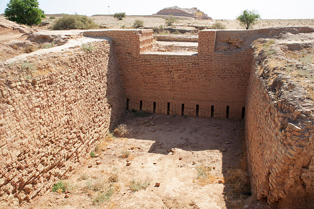 Chogha zanbil (Tchoga / Tschoga / Choga / Tchogha) / چغازنبیل - Ziggourat / ziggurat / زیگورات - Dur-Untash - Khuzestan / Khouzestan / استان خوزستان - Iran / ايران - Carnets de route - Photographie - 04