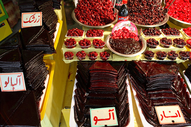 Lavashak / لواشک, Darband / دربند / Porte fermée - Téhéran / تهران - Province de Téhéran / استان تهران - Iran / ايران - Carnets de route - Photographie - 07