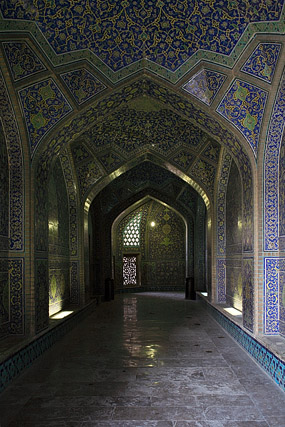 Couloirs, mosquée du Cheikh Lutfallah / Masjid-i Sadr / Sheikh Lotf Allah Mosque / مسجد شیخ لطف‌الله - Ispahan / اصفهان - Province d'Ispahan / استان اصفهان - Iran / ايران - Carnets de route - Photographie - 06a