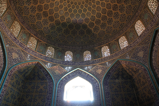 Salle de prière, mosquée du Cheikh Lutfallah / Masjid-i Sadr / Sheikh Lotf Allah Mosque / مسجد شیخ لطف‌الله - Ispahan / اصفهان - Province d'Ispahan / استان اصفهان - Iran / ايران - Carnets de route - Photographie - 07