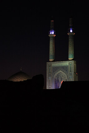 Minarets, mosquée Jameh / Masjed-e Jameh - Yazd / یزد - Province de Yazd / استان یزد - Iran / ايران - Carnets de route - Photographie - 02b