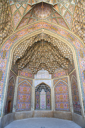 Mosquée Nasir-ol-Molk / Nasir al-Mulk / مسجد نصیر الملک - Chiraz / Shiraz / شیراز - Fars / Pars / استان فارس - Iran / ايران - Carnets de route - Photographie - 02a