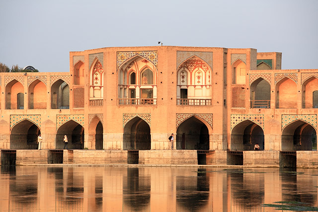 Pont Khaju / Khadju / Pol-e Khajoo / پل خواجو - Ispahan, Isfahan, Espahan, Esfahan / اصفهان - Province d'Ispahan / استان اصفهان - Iran / ايران - Carnets de route - Photographie - 04