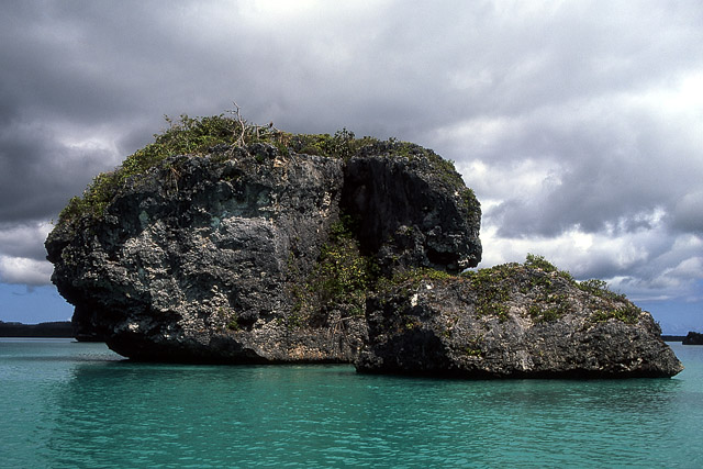 Baie d'Upi, balade en pirogue - Île des Pins / Kounié / Kunie - Province Sud - Nouvelle-Calédonie - France - Carnets de route - Photographie - 03