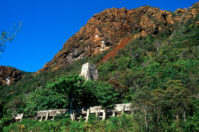 Mine des Japonais - Mine de Goro - Grande Terre, Province Sud - Nouvelle-Calédonie - France - Carnets de route - Photographie - 01