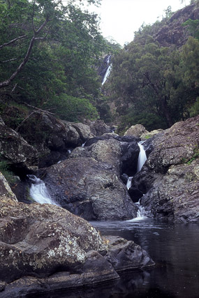 Cascade de Ciu, vallée de Nakety, Grande Terre