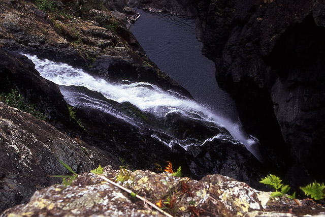 Cascade de Ciu, vallée de Nakety, Grande Terre