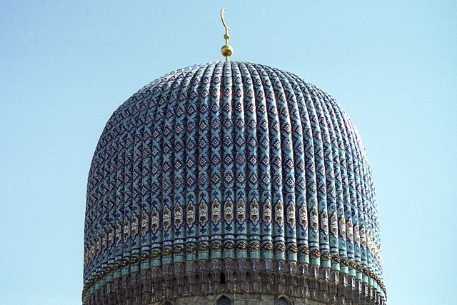 Dôme, mosquée de Saint-Pétersbourg / Санкт-Петербургская соборная мечеть - Petrogradski / Петроградский район - Saint-Pétersbourg / Санкт-Петербург - Russie / Россия - Carnets de route - Photographie - 01