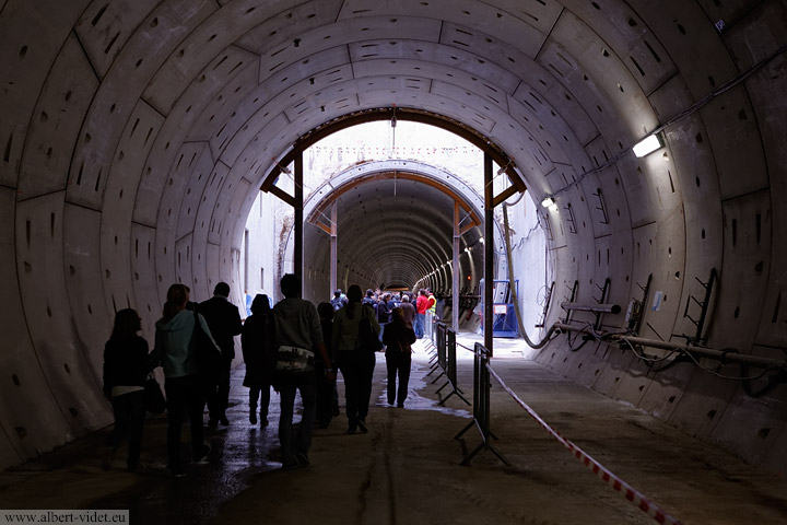 Extension de la ligne B du métro, Stade de Gerland / Gare de Oullins - Lyon (FR), 2011 - Reportage / Événement - Photographie - 06