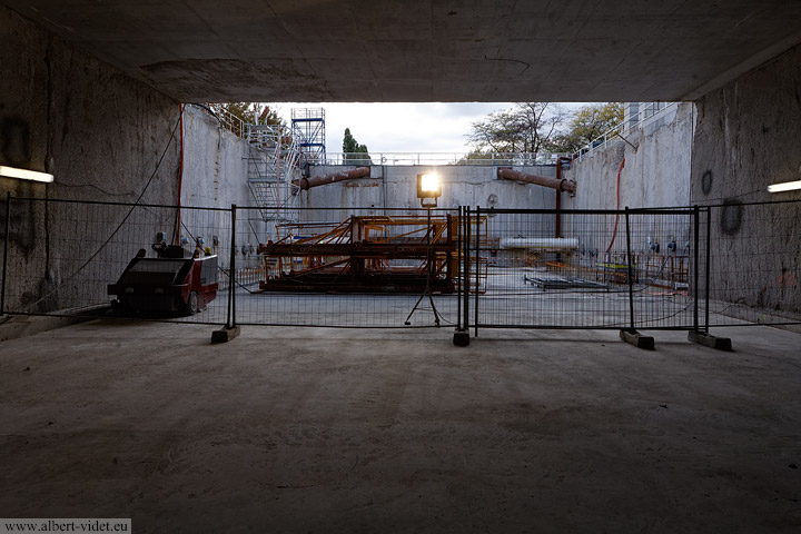 Sortie Gare de Oullins, extension de la ligne B du métro - Lyon, France - Extension de la ligne B du métro, Stade de Gerland / Gare de Oullins - Lyon (FR), 2011 - Reportage / Événement - Photographie - 15