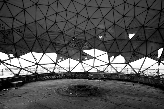 Abhörstation von der NSA / Station radar de la NSA, Teufelsberg / Montagne du Diable - Berlin - Brandebourg / Brandenburg - Allemagne / Deutschland - Sites - Photographie - 08