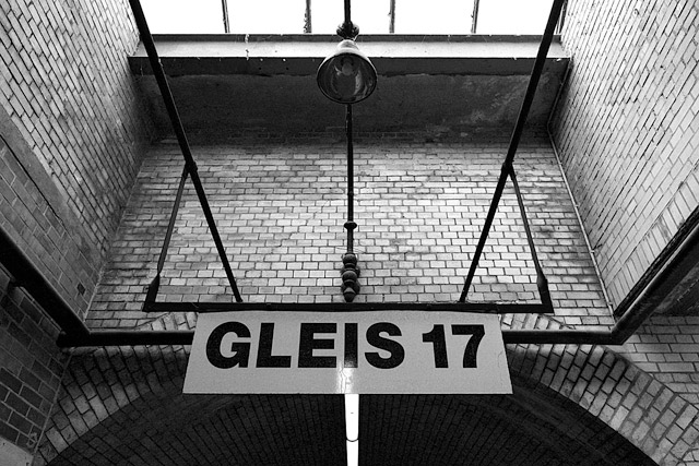 Gleis 17, Mahnmal / Voie n°17, Mémorial - Bahnhof Berlin-Grunewald - Berlin - Brandebourg / Brandenburg - Allemagne / Deutschland - Sites - Photographie - 00