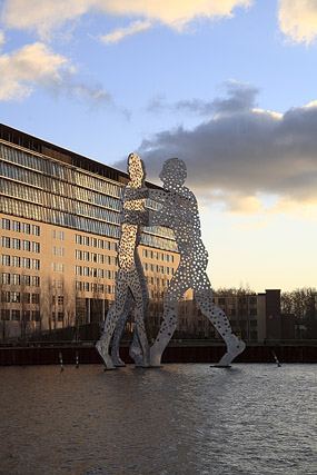 Molecule Man, Jonathan Borofsky - Berlin - Brandebourg / Brandenburg - Allemagne / Deutschland - Sites - Photographie - 01b