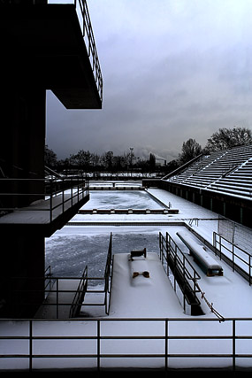 Glockenturm und Schwimmbad / Tour du carillon et bassin, piscine olympique, Olympiastadion / Stade olympique - Berlin - Brandebourg / Brandenburg - Allemagne / Deutschland - Sites - Photographie - 11b
