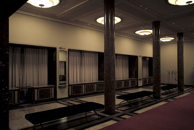 Vestiaires / Garderobe, Rotes Rathaus / Berliner Rathaus / Hôtel de ville rouge - Berlin - Brandebourg / Brandenburg - Allemagne / Deutschland - Sites - Photographie - 13