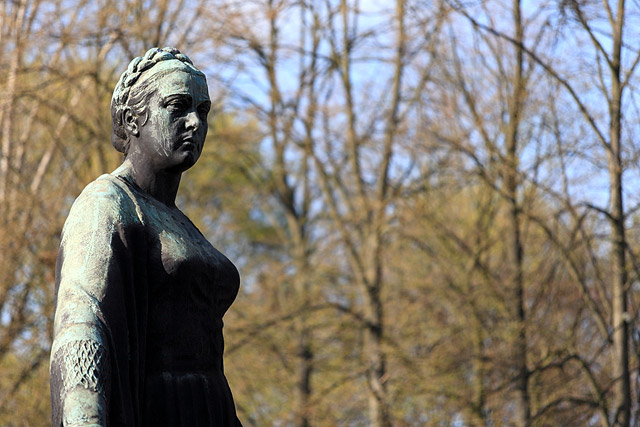 Mère Patrie, Sowjetisches Ehrenmal / Mémorial soviétique, Schönholzer Heide - Berlin - Brandebourg / Brandenburg - Allemagne / Deutschland - Sites - Photographie - 03