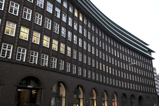 Façade, Chilehaus / Maison du Chili - Hambourg / Hamburg - Hambourg, Brême, Basse-Saxe / Hamburg, Bremen, Niedersachsen - Allemagne / Deutschland - Sites - Photographie - 01