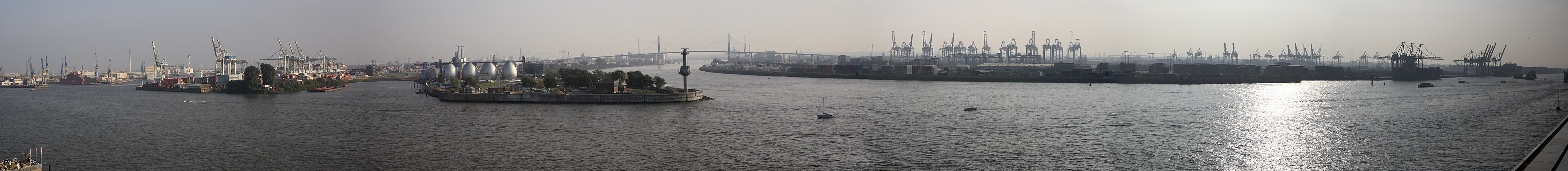 Hamburger Hafen / Port de Hambourg - Hambourg / Hamburg - Hambourg, Brême, Basse-Saxe / Hamburg, Bremen, Niedersachsen - Allemagne / Deutschland - Sites - Photographie - 00