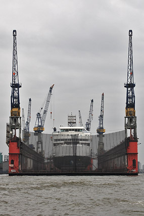 Hamburger Hafen / Port de Hambourg - Hambourg / Hamburg - Hambourg, Brême, Basse-Saxe / Hamburg, Bremen, Niedersachsen - Allemagne / Deutschland - Sites - Photographie - 01a