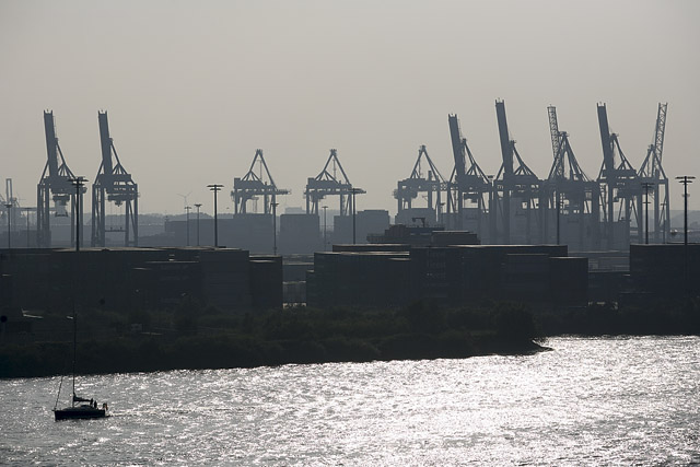 Hamburger Hafen / Port de Hambourg - Hambourg / Hamburg - Hambourg, Brême, Basse-Saxe / Hamburg, Bremen, Niedersachsen - Allemagne / Deutschland - Sites - Photographie - 02