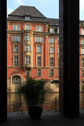 Kanäle / Canaux, Speicherstadt - Hambourg / Hamburg - Hambourg, Brême, Basse-Saxe / Hamburg, Bremen, Niedersachsen - Allemagne / Deutschland - Sites - Photographie - 03a