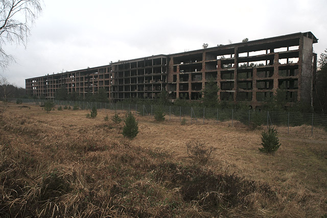 Ruinen und Rohbauzustände, Prora / Ruines et ossatures, Prora - Rügen - Mecklembourg-Poméranie-Occidentale (antérieure) / Mecklenburg-Vorpommern - Allemagne / Deutschland - Sites - Photographie - 10