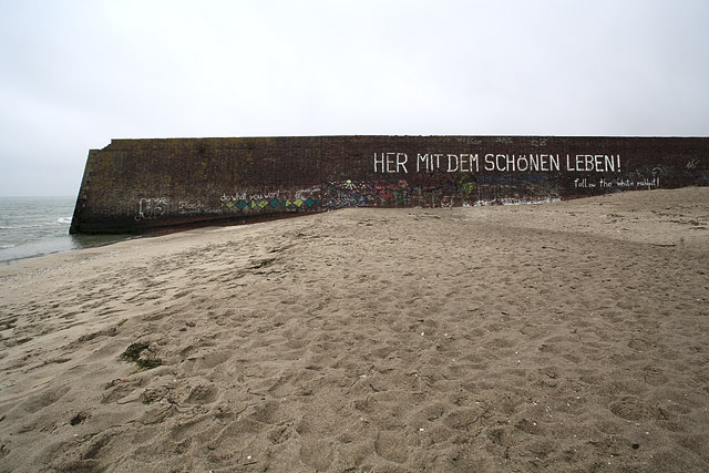 Her mit dem schönen Leben! - Seebrücke, Prora / Embarcadère, Prora - Rügen - Mecklembourg-Poméranie-Occidentale (antérieure) / Mecklenburg-Vorpommern - Allemagne / Deutschland - Sites - Photographie - 17