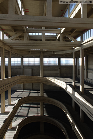 Bola de Renzo Piano, Lingotto - Turin / Torino - Piémont / Piemonte - Italie  / Italia - Sites - Photographie - 02a